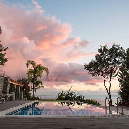 Villa Mos Kalamata Esterno foto